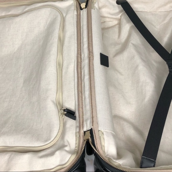 GUCCI Black Travel Carry On Suitcase - Picture 8 of 13